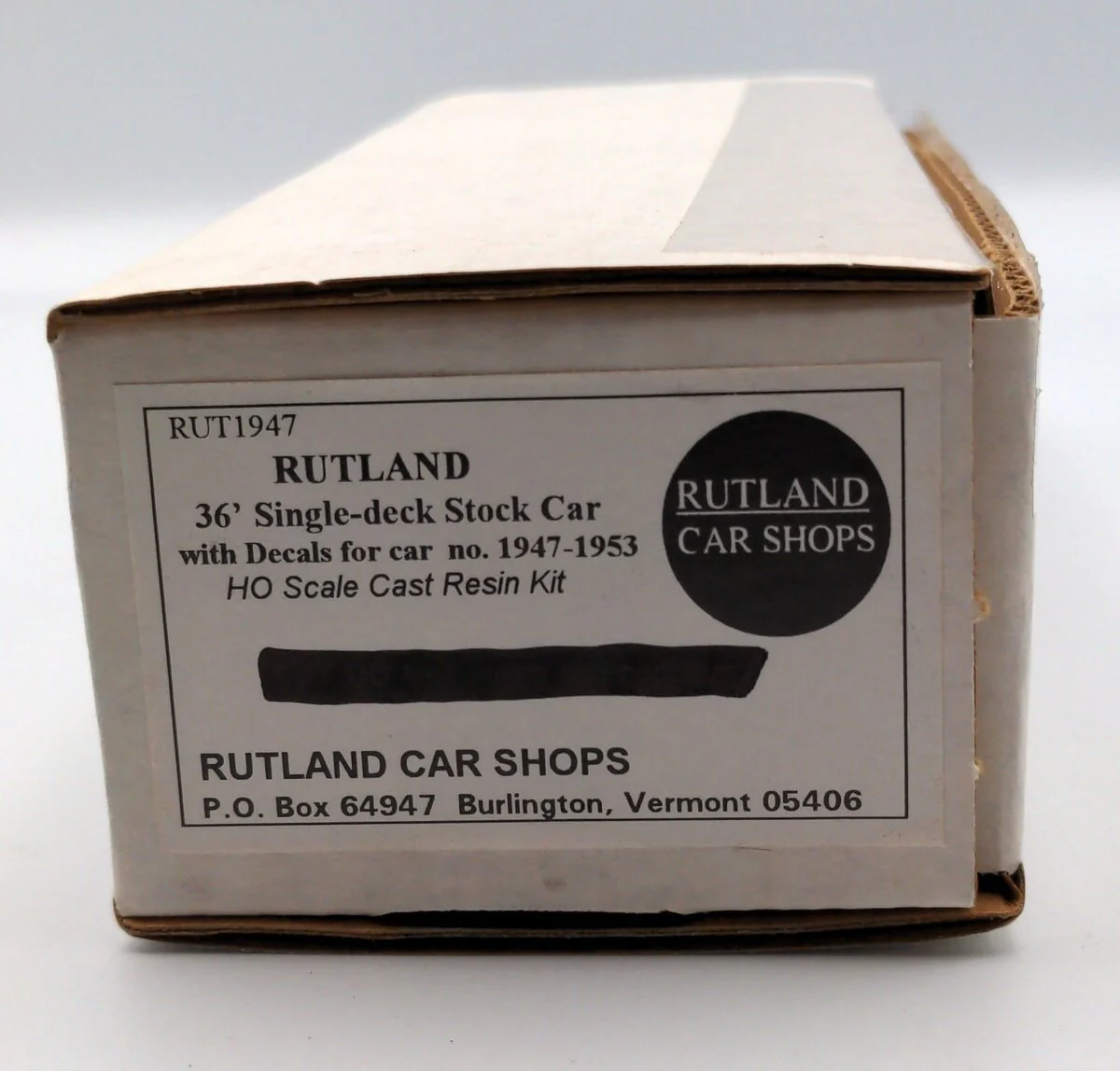Rutland Car Shops 1947 HO 36' Single Deck Stock Car With Decals Model Kit