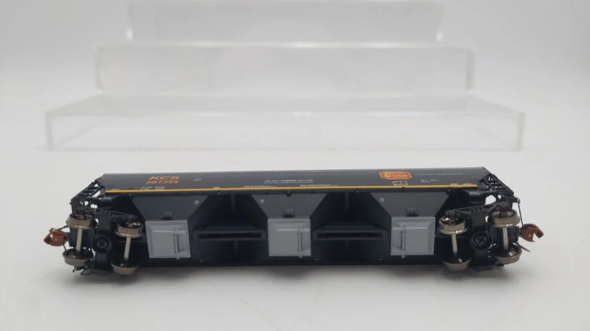 Scale Trains SXT33252 N Scale Kansas City Southern Covered Hopper Car #287355 LN/Box - Image 3