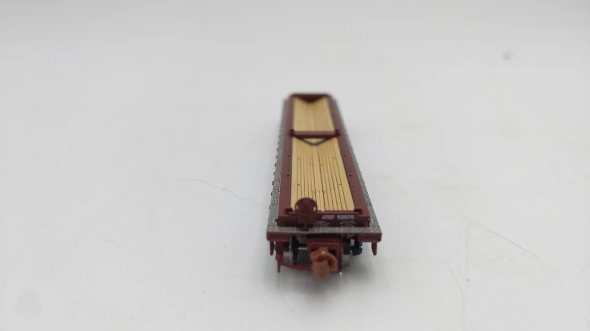Scale Trains SXT38633 N Scale Santa Fe Thrall 48' Steel Coil Car #92070 LN/Box - Image 5
