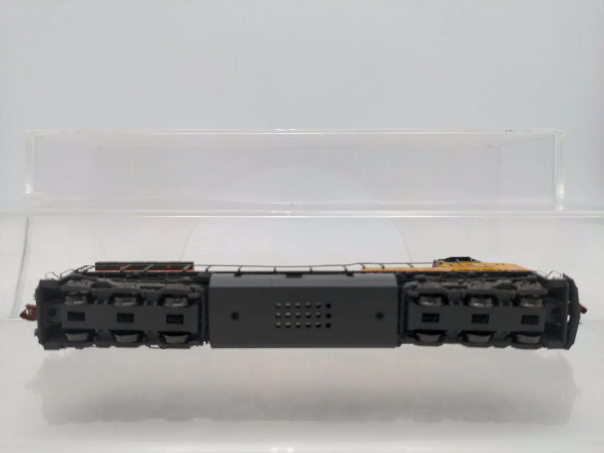 Scale Trains SXT39143 N Scale Union Pacific Diesel Locomotive #7157 LN/Box - Image 3