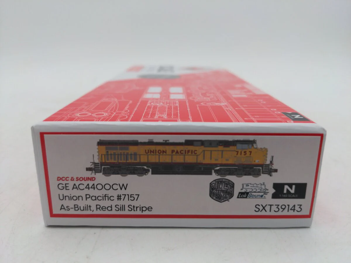 Scale Trains SXT39143 N Scale Union Pacific Diesel Locomotive #7157 LN/Box - Image 7