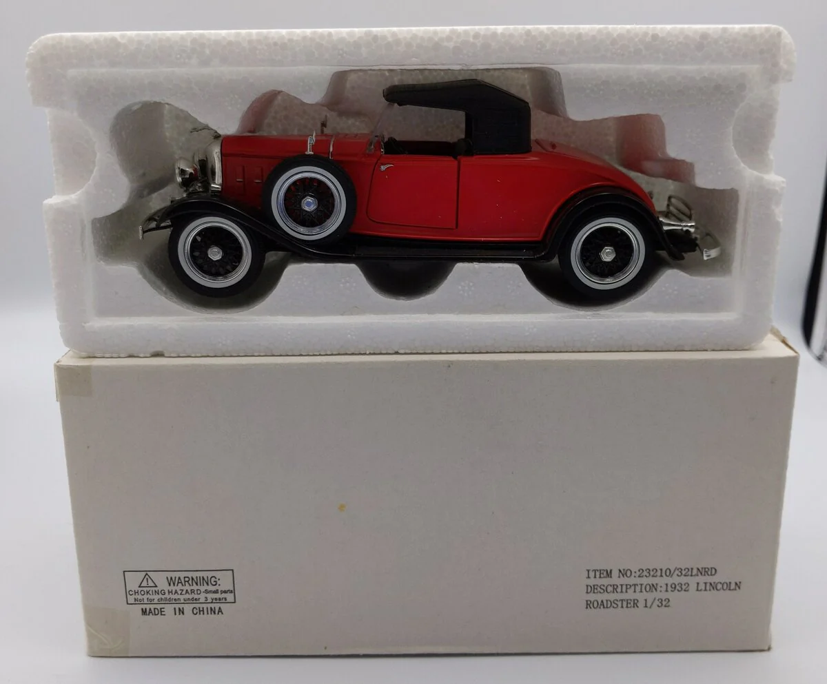 Signature Models 23210 1:32 Die-Cast Red 1932 Coupe Lincoln Roadster