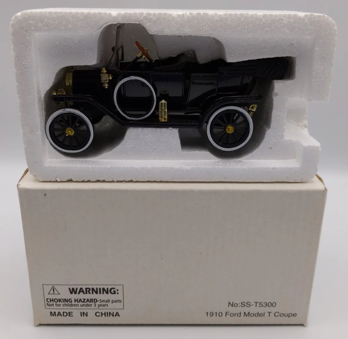 Signature Models SS-T5300 1:32 Black Convertible 1910 Ford Model T Coupe