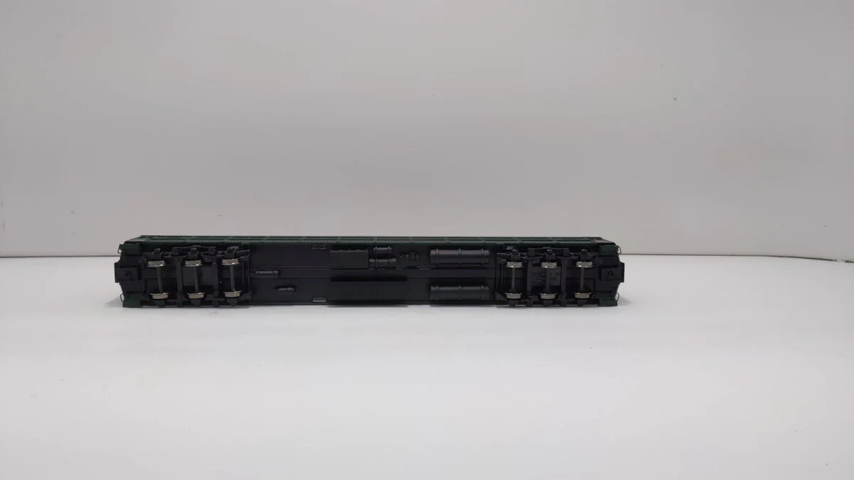Spectrum 89202 HO Scale New Haven Coach Car MT/Box - Image 3