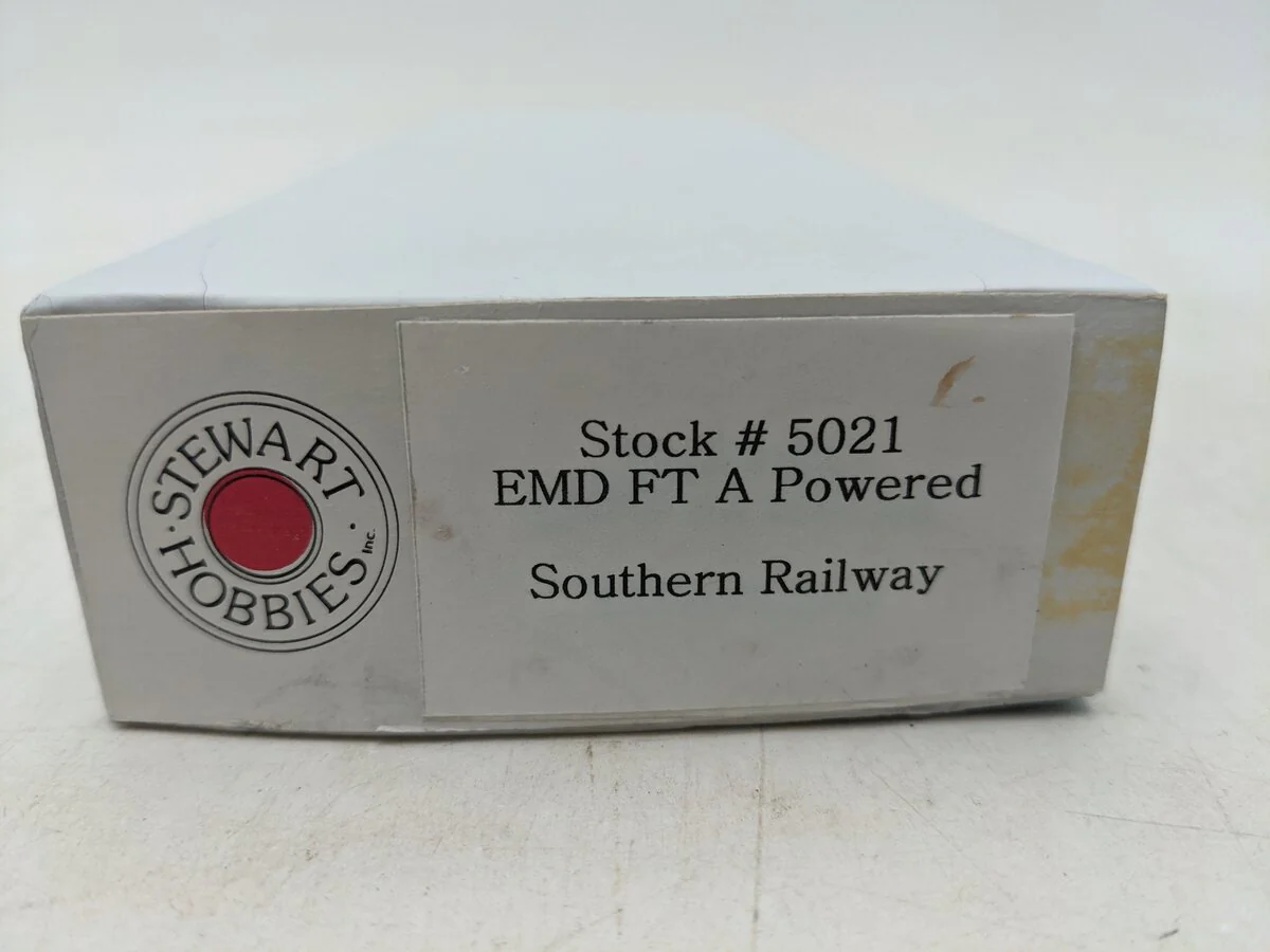 Stewart 5021 HO Southern EMD FT A Powered Diesel Locomotive EX/Box - Image 6