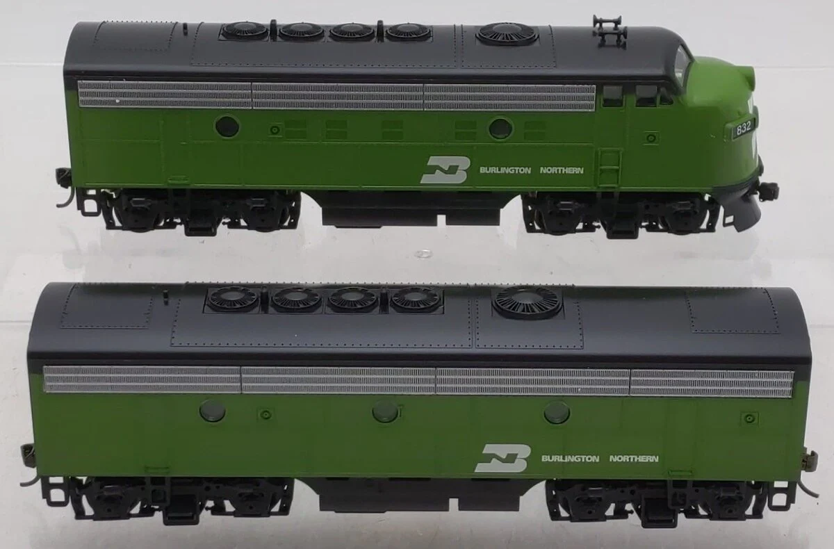 Stewart 5911 HO Burlington Northern Diesel EMD F9 A/B Set LN/Box - Image 3