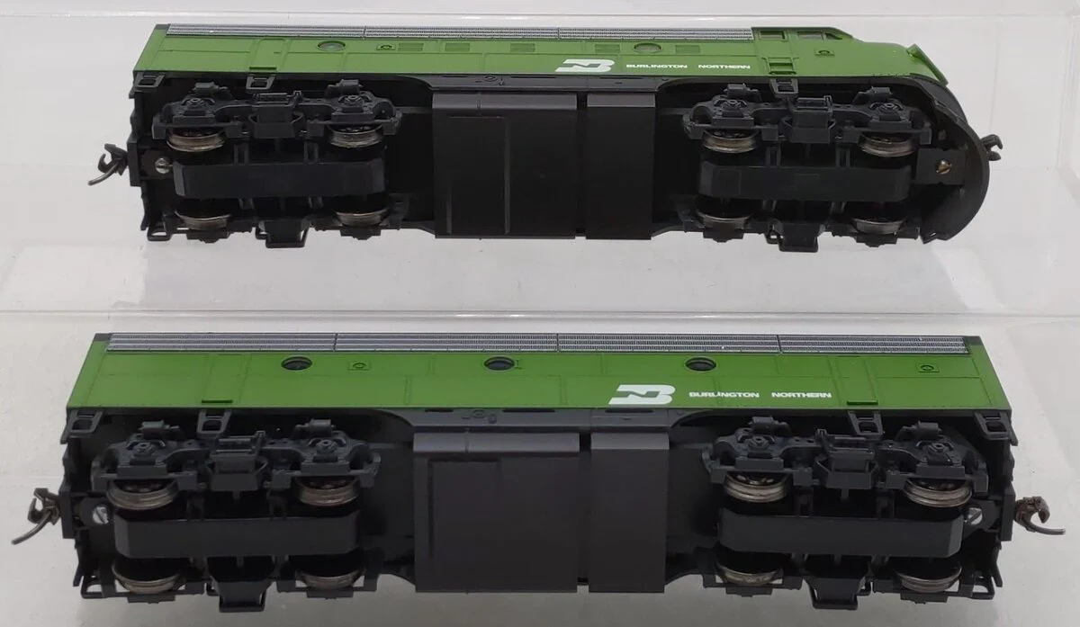 Stewart 5911 HO Burlington Northern Diesel EMD F9 A/B Set LN/Box - Image 5