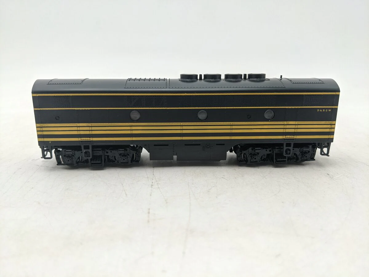 Stewart 8021 HO Denver & Rio Grande Western F3B Phase 1 Pwd. Diesel Locomotive EX
