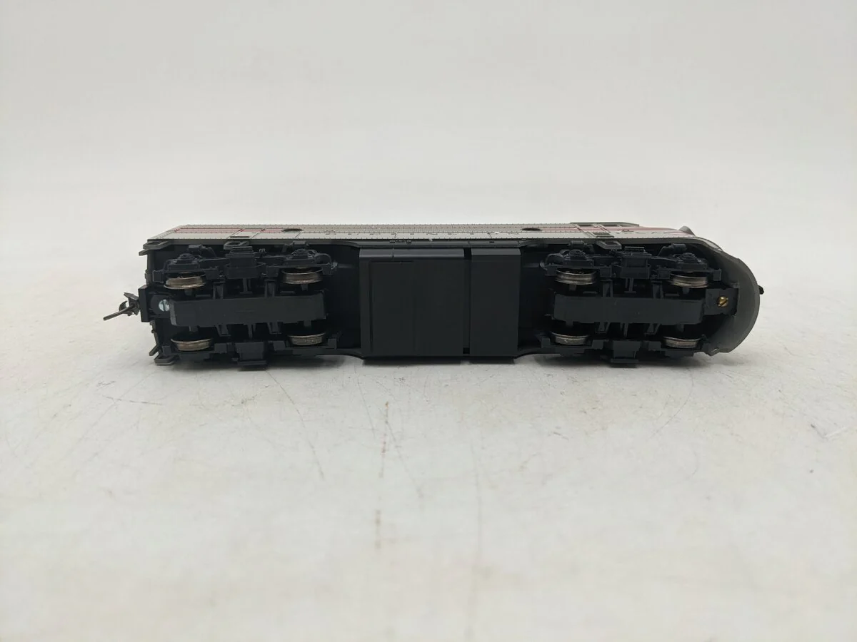 Stewart 8220 HO Scale Chicago, Burlington & Quincy F3 Phase II Locomotive EX/Box - Image 4