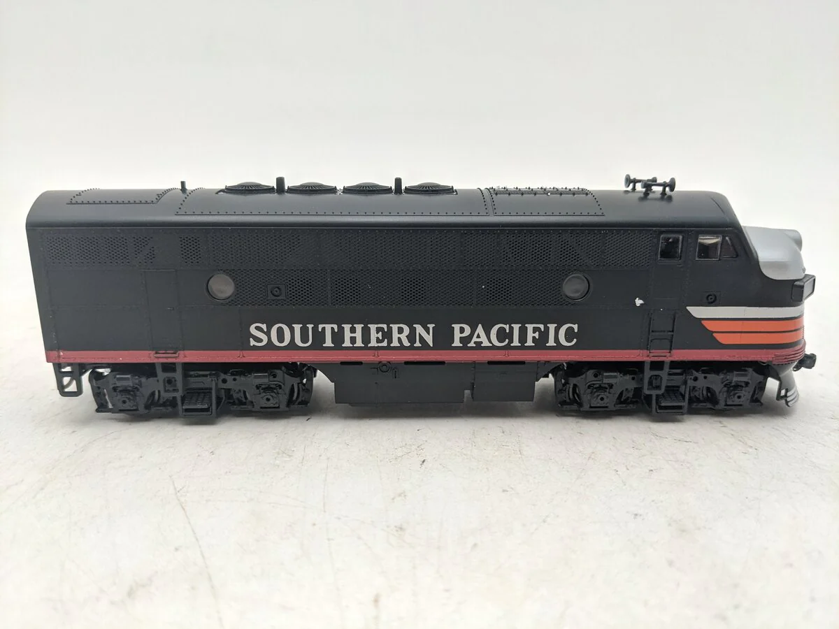 Stewart 8240 HO SP Black Widow F3A Powered Phase II Diesel Locomotive EX/Box - Image 2