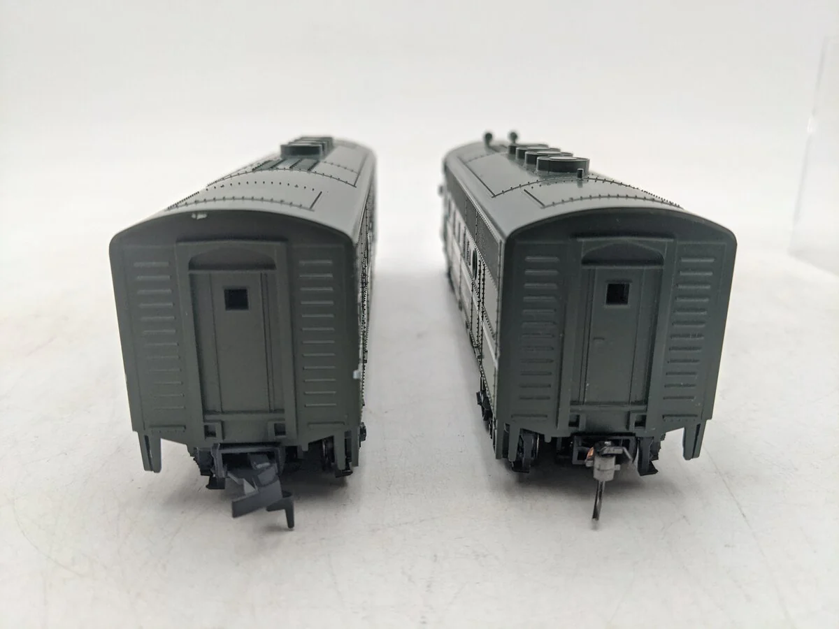 Stewart 8360 HO Northern Pacific F3A/B Powered Diesel Locomotive Set EX - Image 6
