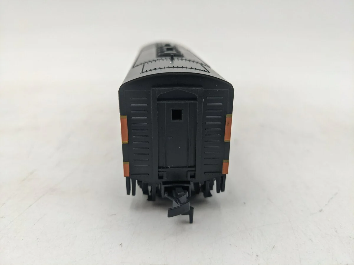 Stewart 8470 HO Scale Great Northern F3A Phase IV Powered Diesel Locomotive EX/Box - Image 6