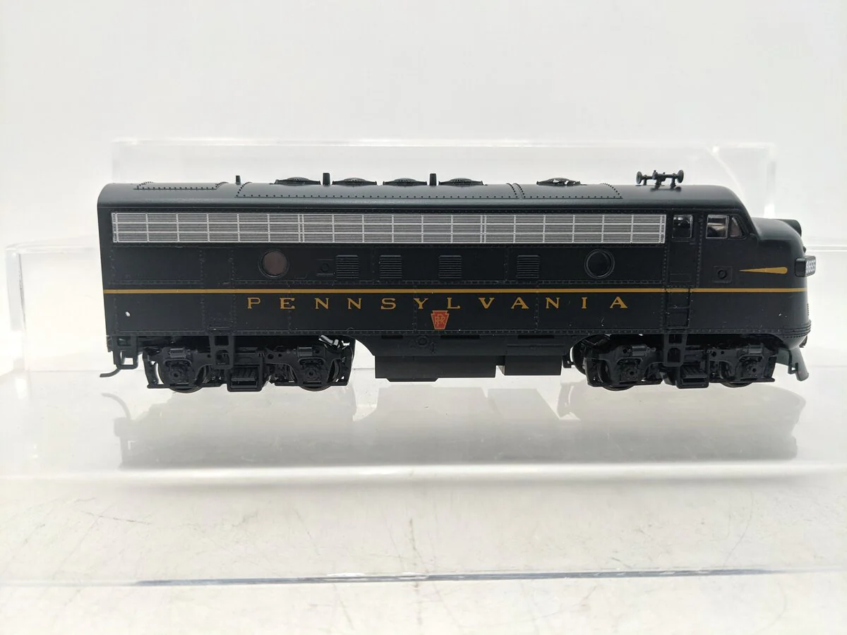 Stewart Hobbies 9030 HO Pennsylvania F7A Phase I Early Single Headlight Diesel EX/Box - Image 2