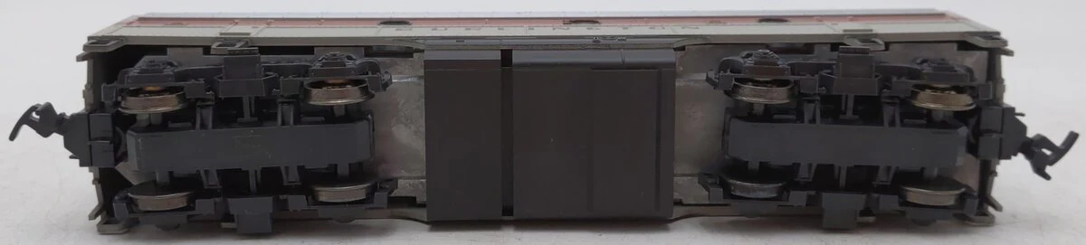 Stewart Hobbies 9092 HO Scale Burlington Northern B Unit Diesel Locomotive LN/Box - Image 5