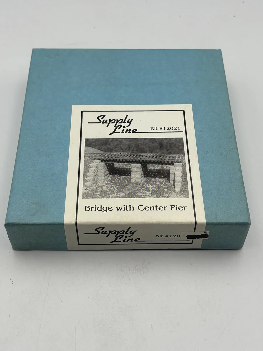 Supply Line 12021 HO Bridge With Center Pier Kit