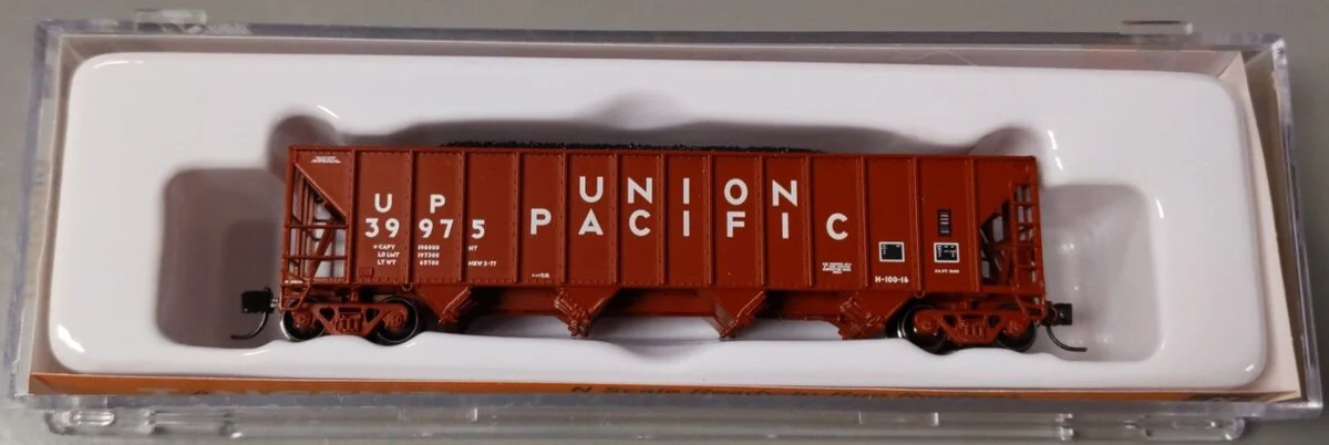 Tangent 80010-01 N Scale Union Pacific 3600 Cubic Foot Quad Hopper #39975 LN/Box