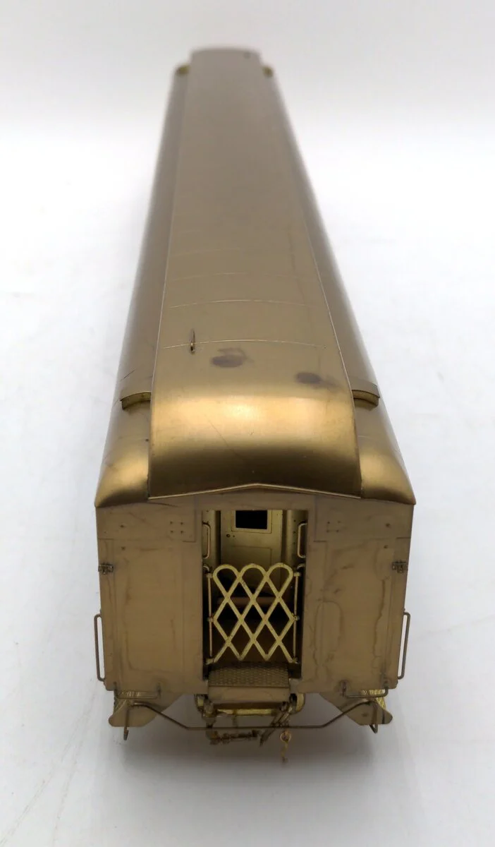 The Car Works O 2-Rail BRASS New York Central 70' Commuter Club Car -Unpainted EX/Box - Image 6