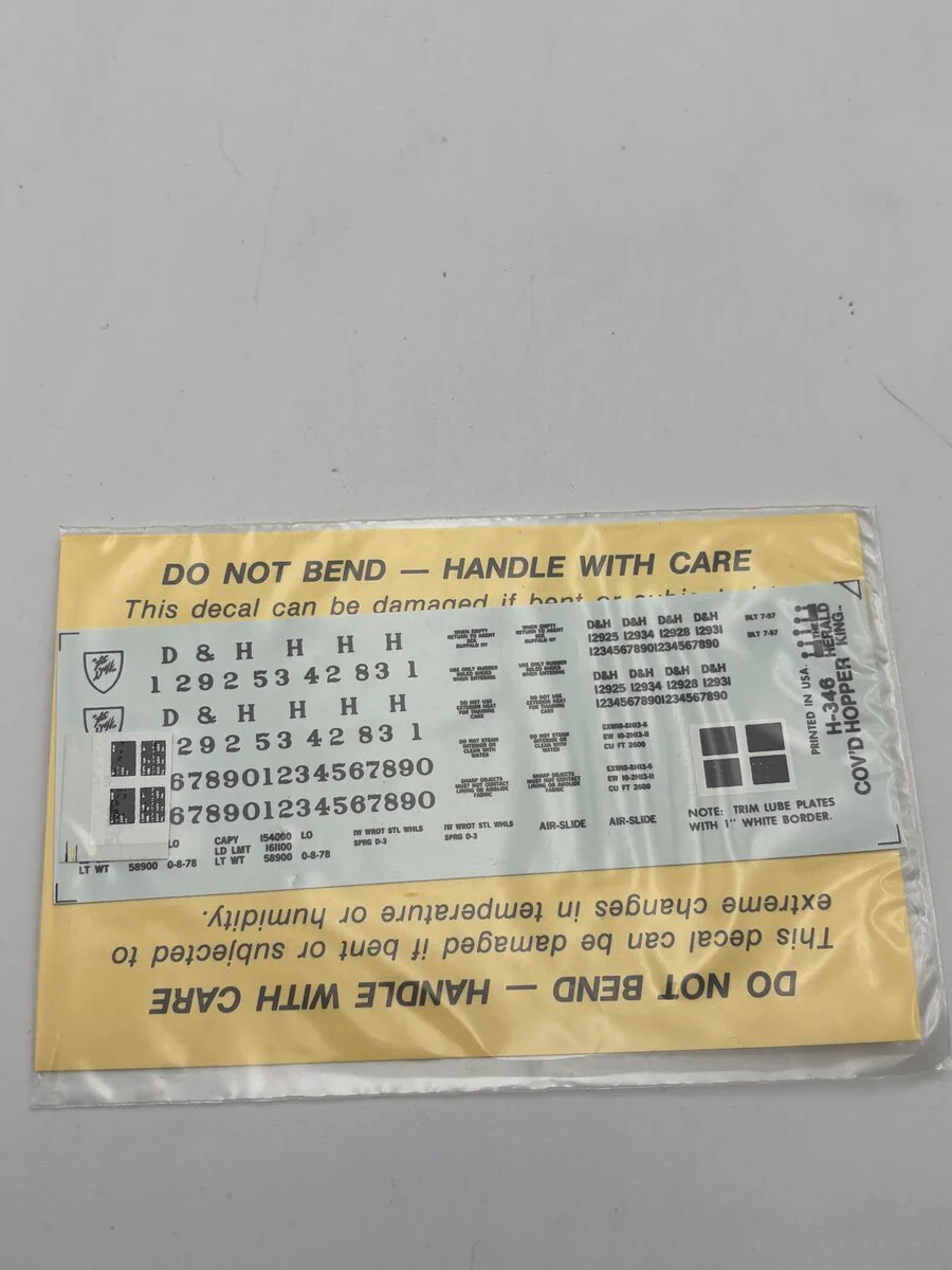 The Herald King H-346 HO Grey "Air-Slide" Hopper Black Lettering Decal - Image 2