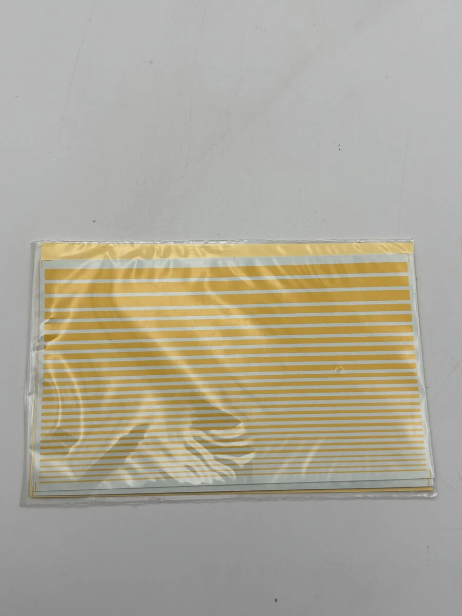 The Herald King HO Stripes 52-4 3/4" Long Deep Yellow Colored Decal - Image 2