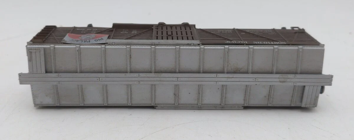 Train Miniature 8079 HO Northern Pacific "Pig Palace" 40' Stock Car #84106 EX/Box - Image 3