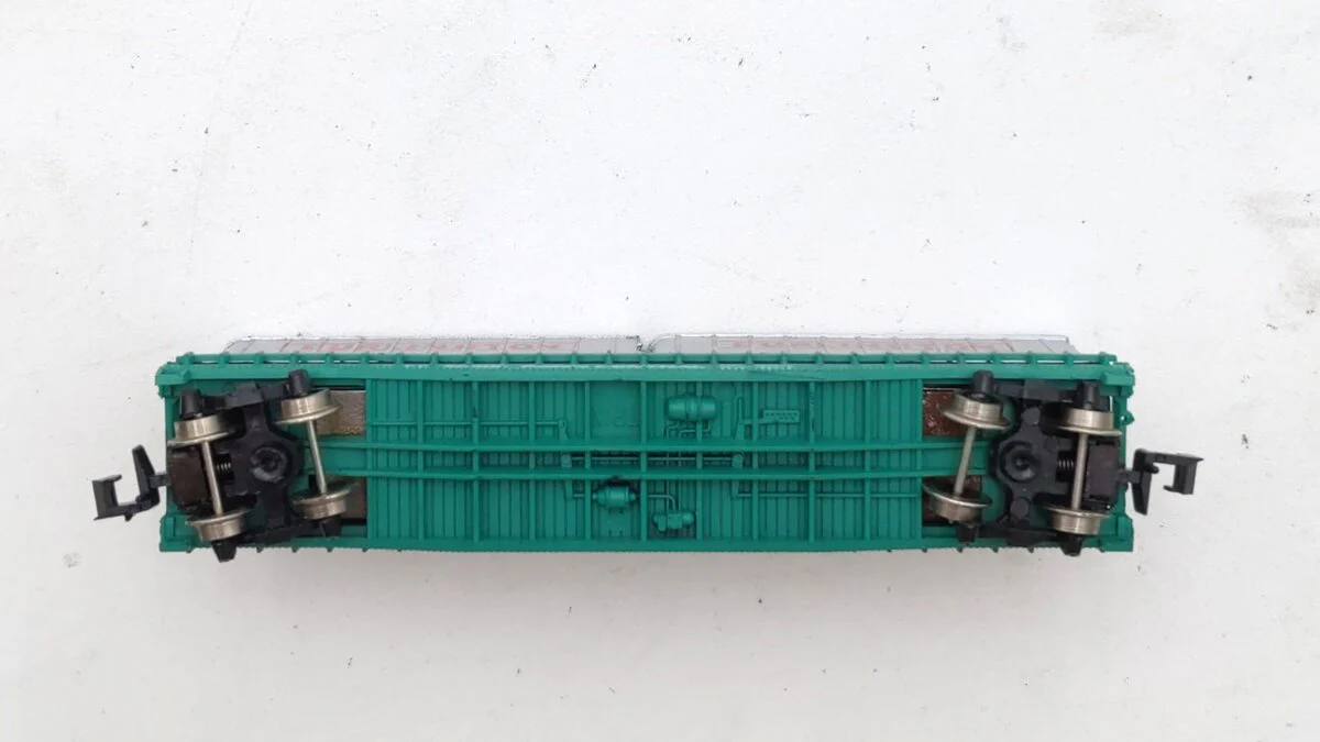 Trix 3148 N Scale Penn Central Flat Car #50500 w/Burlington Piggyback Trailers EX/Box - Image 3