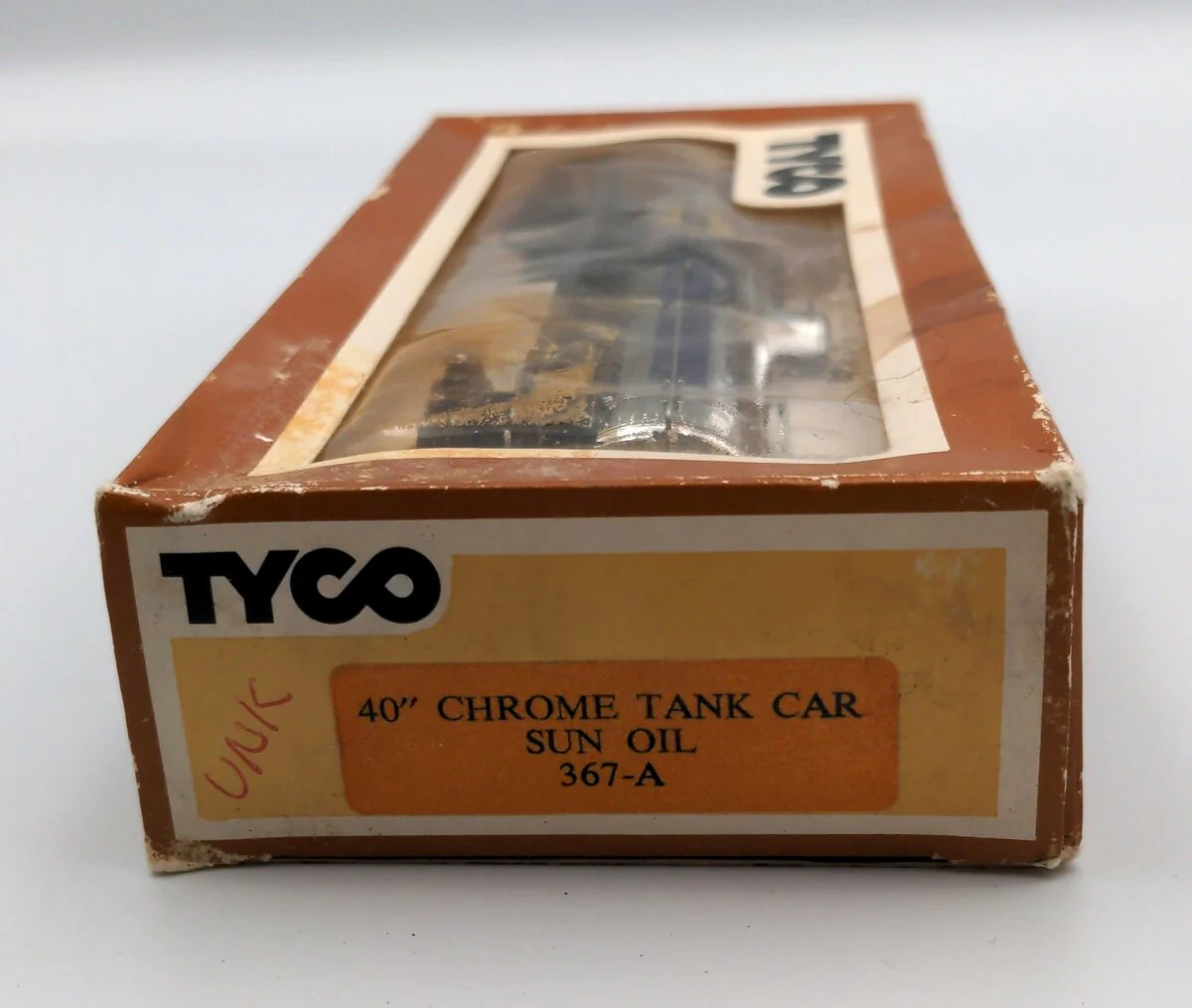 Tyco 367-A 40" Chrome Tank Car Sun Oil