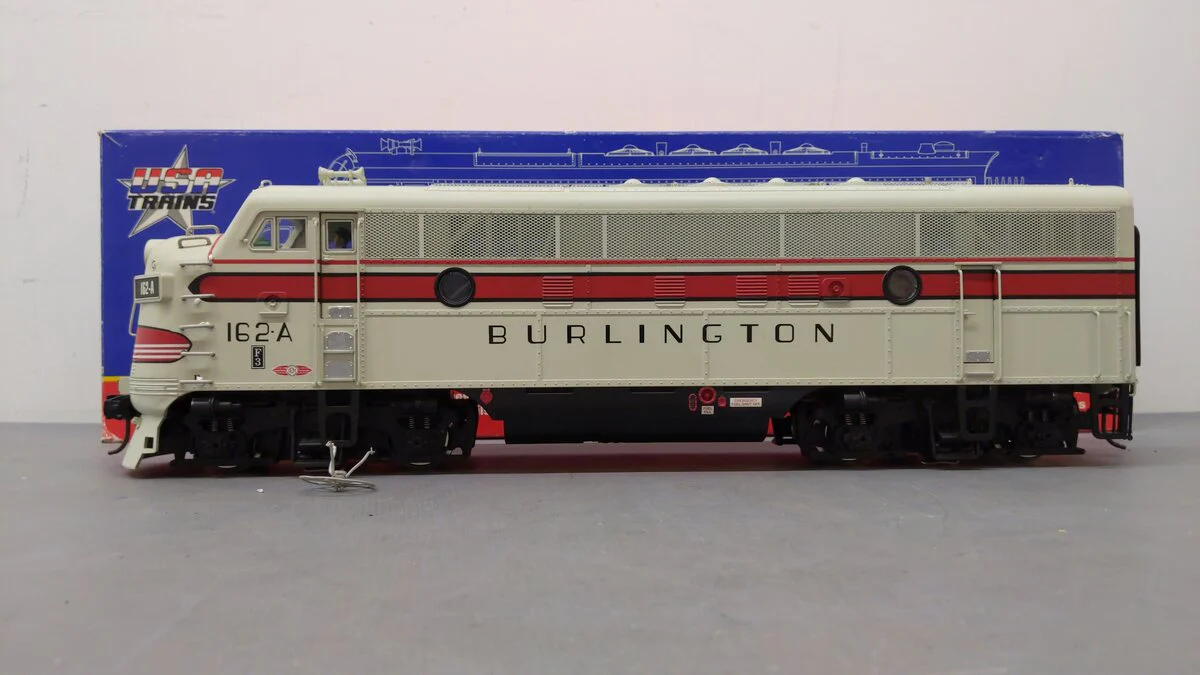 USA Trains 22366 G Chicago, Burlington & Quincy F-3A Diesel Locomotive #162A VG/Box