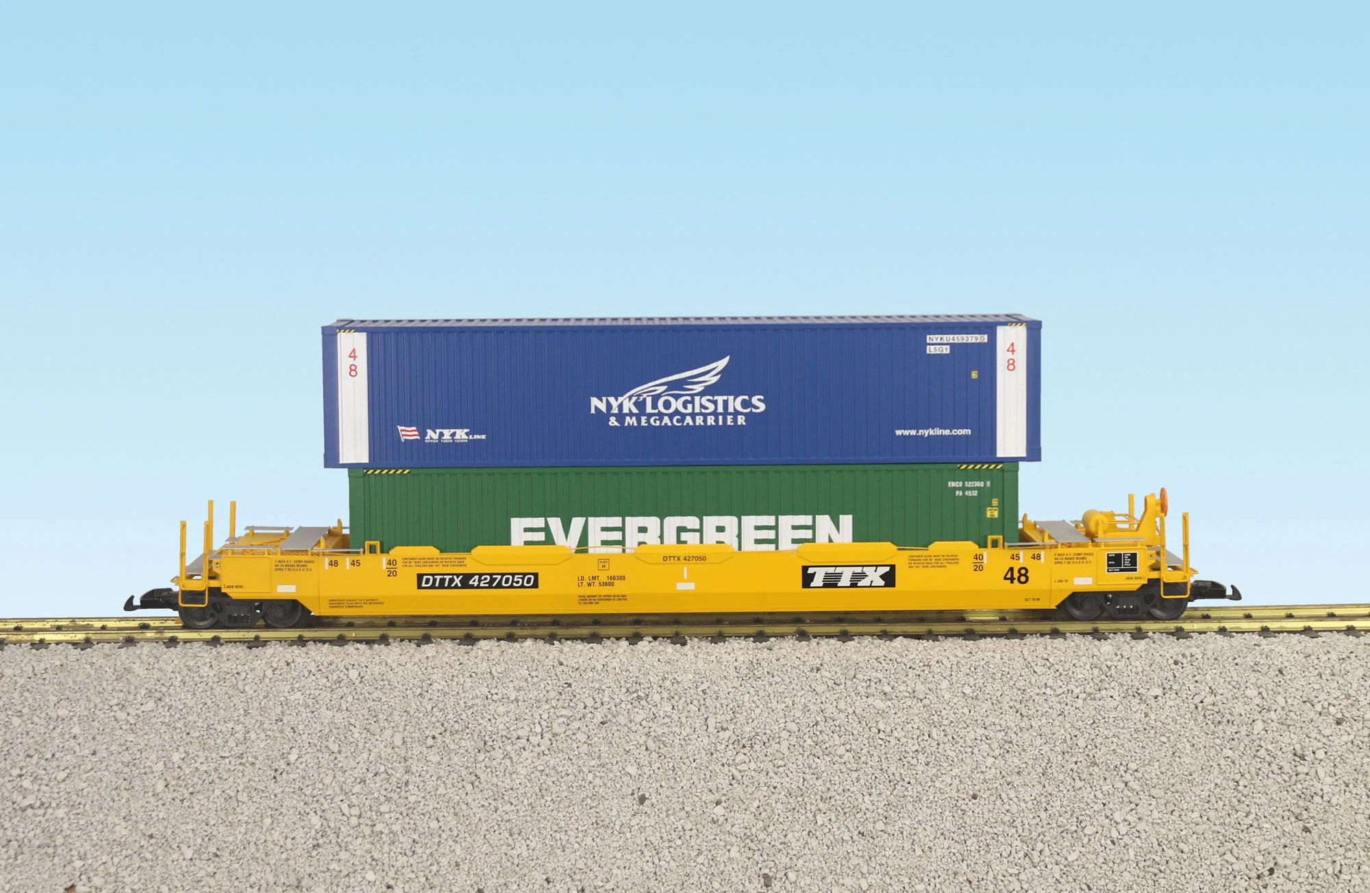 USA Trains R17103 G TTX Intermodal Car with Containers #3
