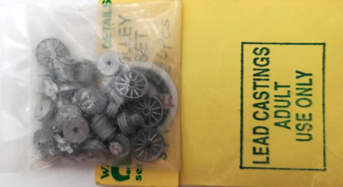 Walker Model Service 377 HO Scale White Metal Pulley (Set of 36)