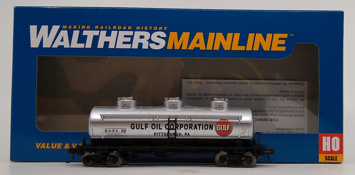 Walthers 910-1114 HO Gulf Oil 36' 3-Dome Tank Car SHPX#62 LN/Box