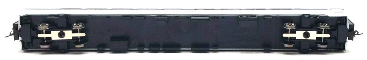 Walthers 932-6015 HO Scale Amtrak-Northeast Direct 85' Amfleet Café Car LN/Box - Image 7