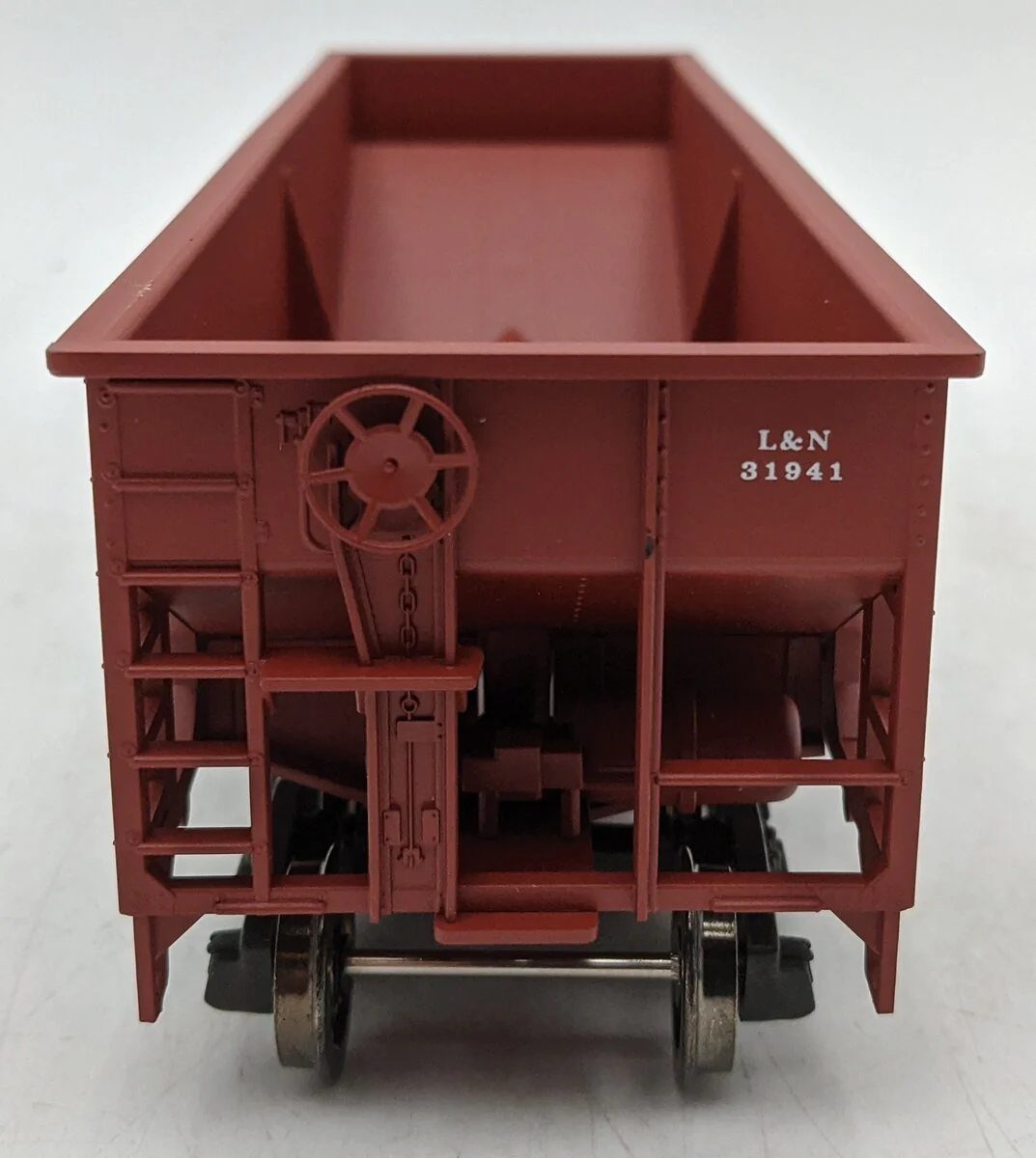 Weaver O Scale Louisville & Nashville 2-Bay Hopper #31941 (2-Rail) EX - Image 3