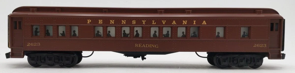 Williams 2623 O Gauge Custom Pennsylvania "Reading" Passenger Car EX