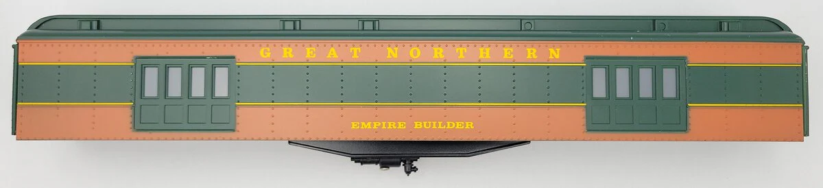Williams 43352-4 Great Northern Empire Builder Baggage Passenger Car Shell/Frame