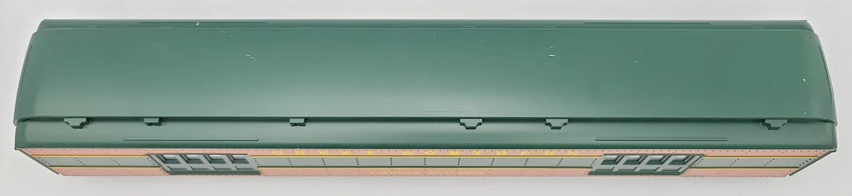 Williams 43352-4 Great Northern Empire Builder Baggage Passenger Car Shell/Frame - Image 3