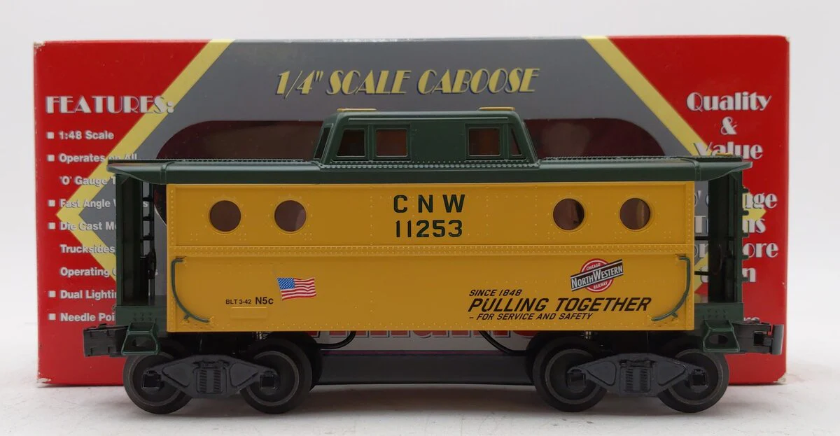 Williams CAB136 O Gauge C&NW Lighted Caboose #11253 LN/Box