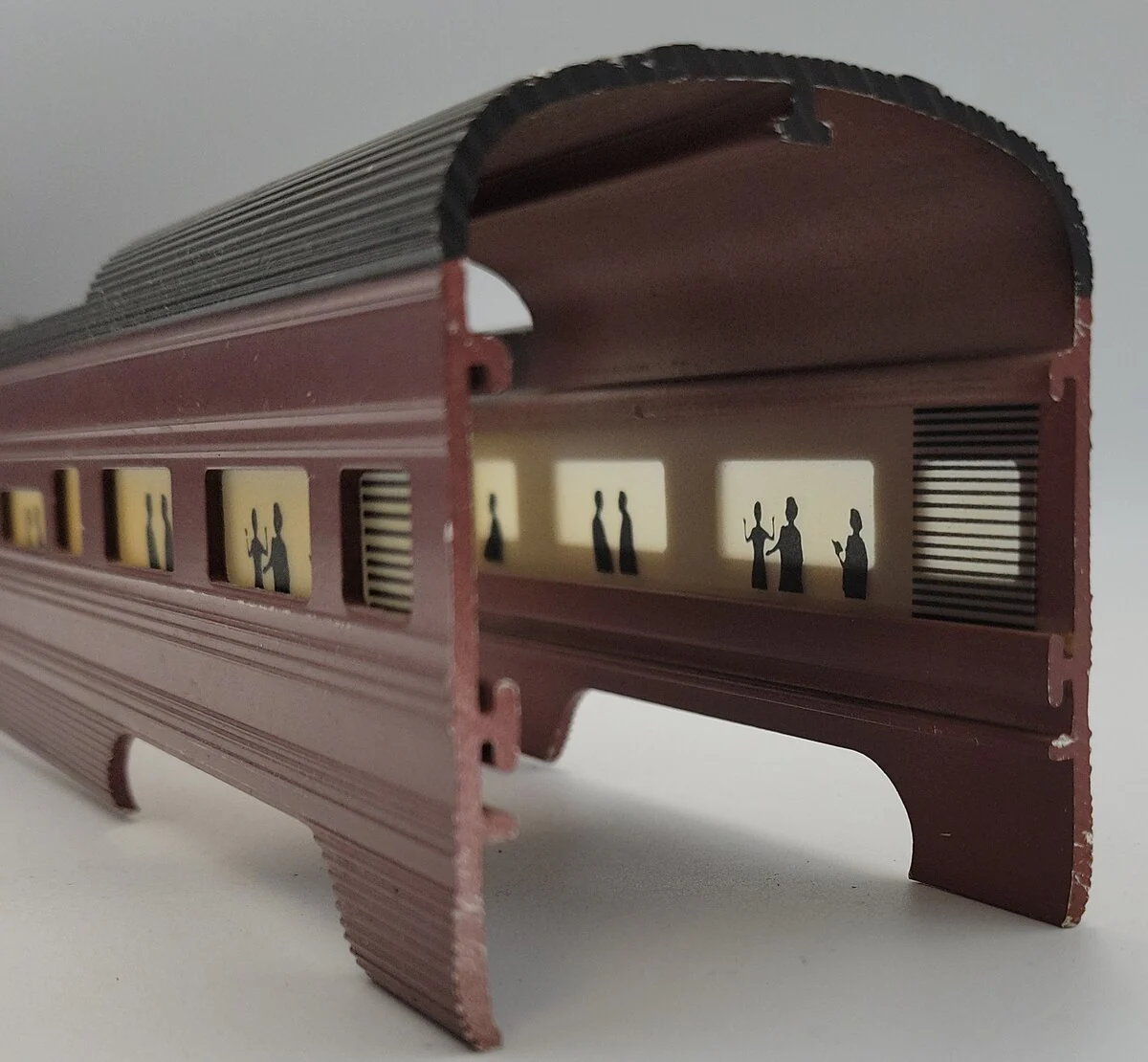 Williams WM-211 O Pennsylvania RR 'Broadway Limited' 80' Passenger Car Shell - Image 5