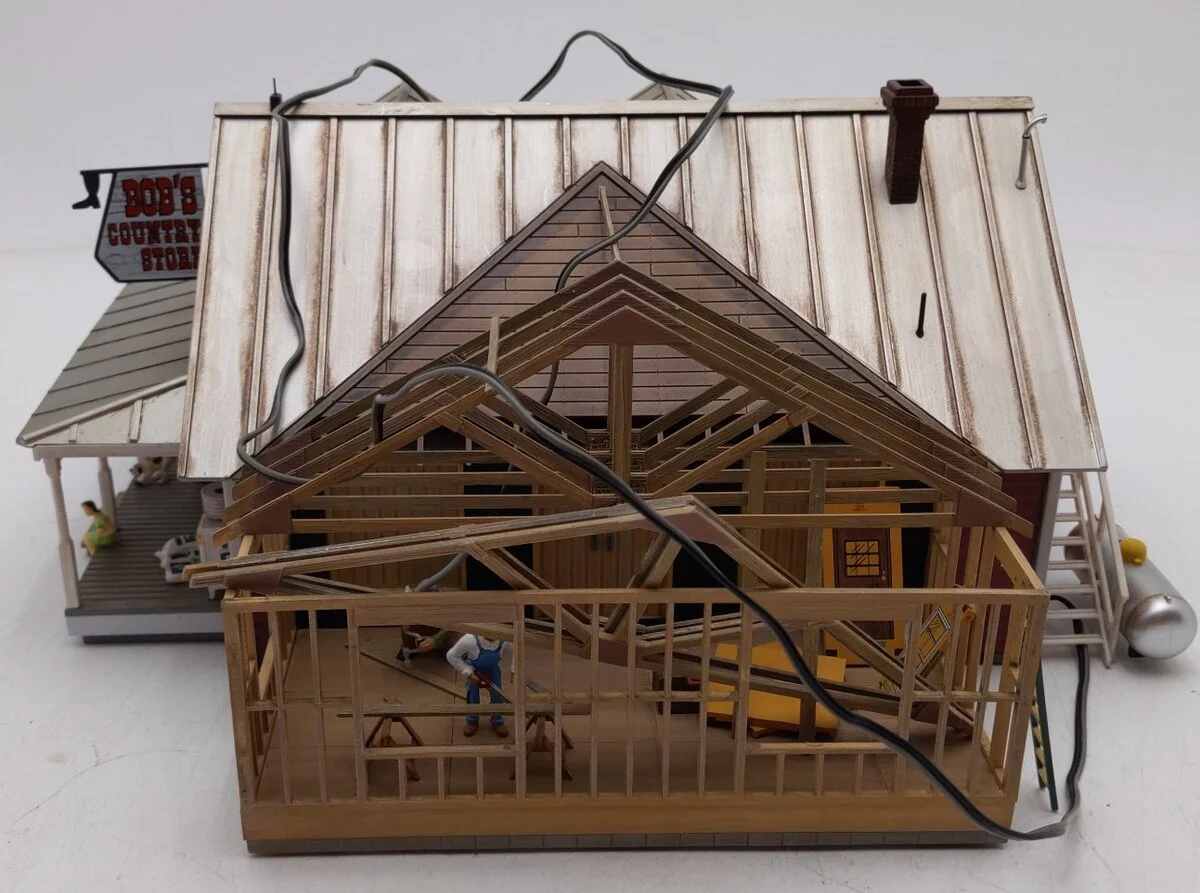 Woodland Scenics BR5845 O Built-&-Ready Country Store Expansion Building EX/Box - Image 3
